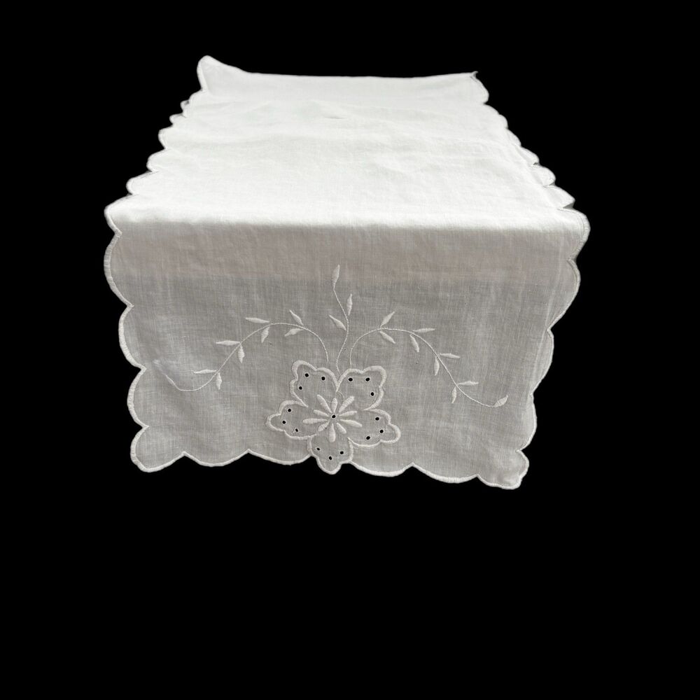 Vintage Linen Embroidered Dresser Scarf Table Runner Classic Victorian Floral